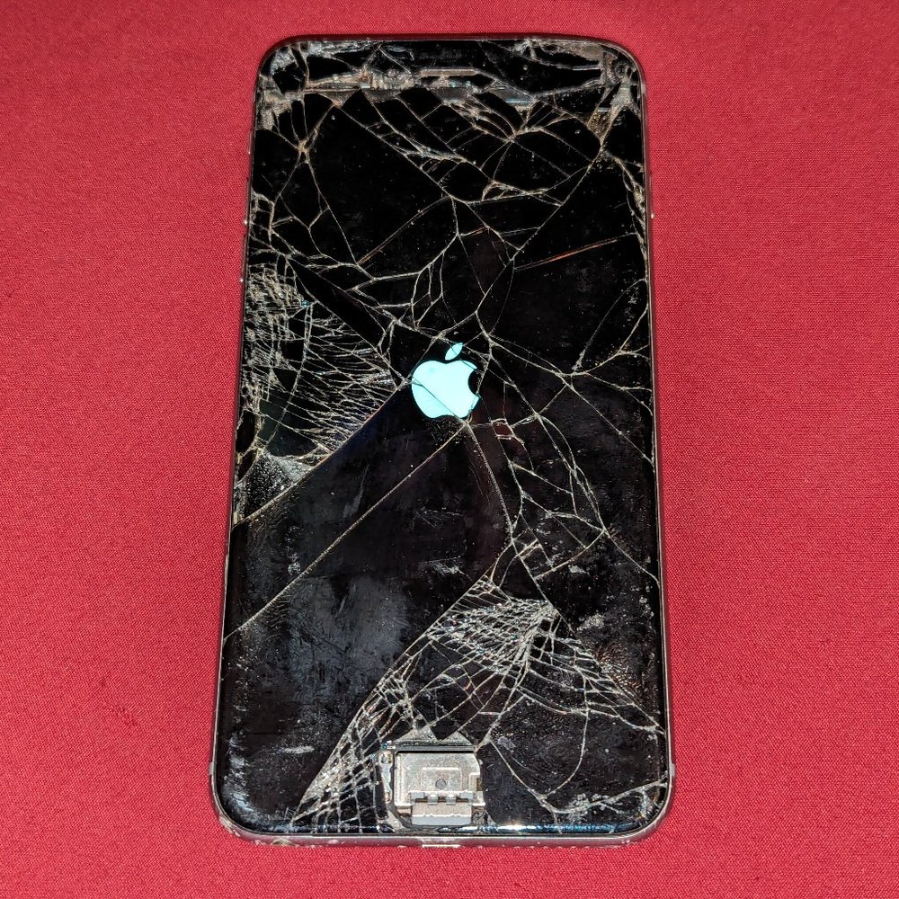 iPhone 6 Plus (A1524) - 16 GB (For parts)***